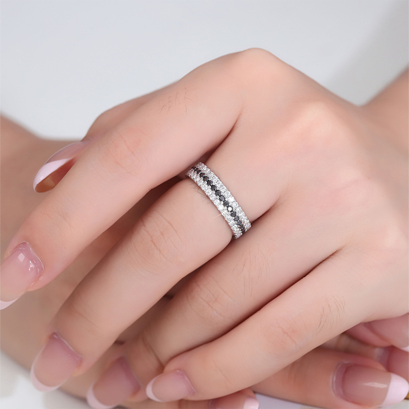 Starry Sky Three-Row Moissanite Wedding Band-VOOGME