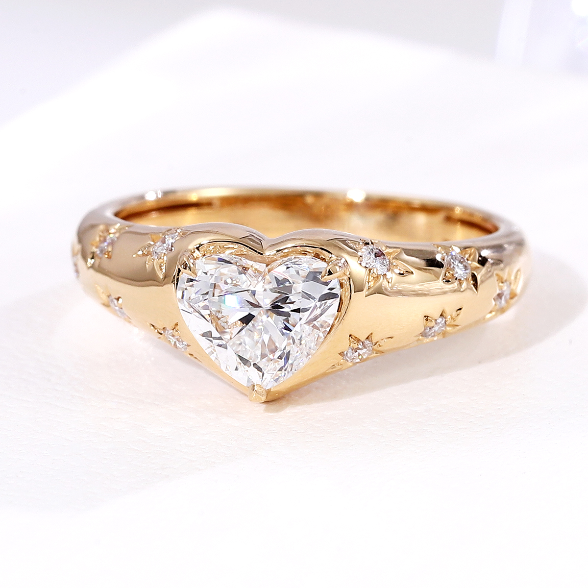 Bezel Heart Star Moissanite Ring
