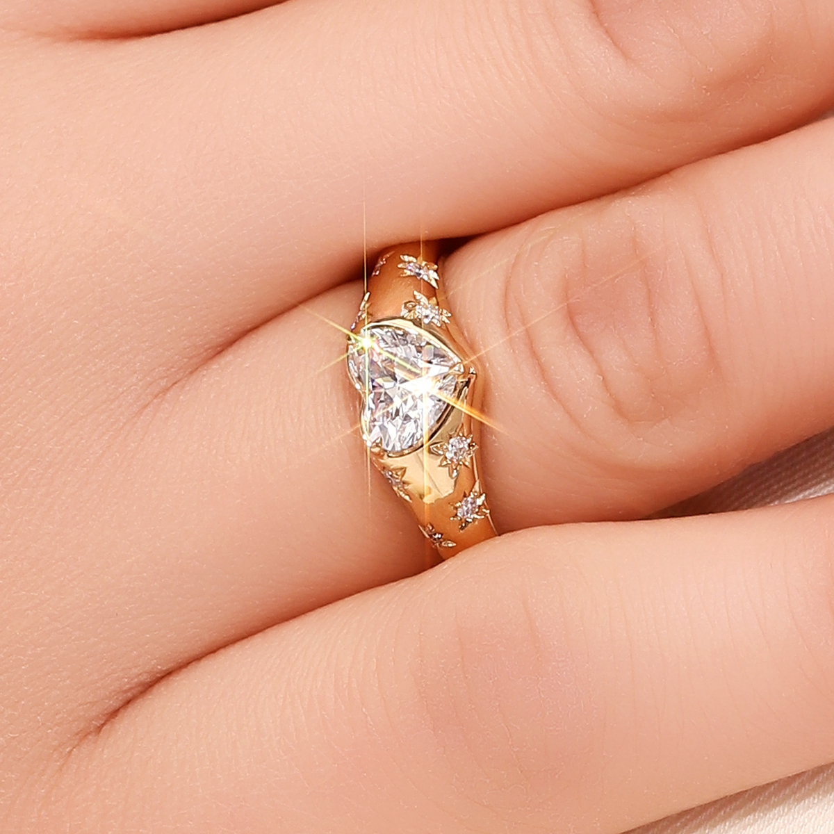 Bezel Heart Star Moissanite Ring