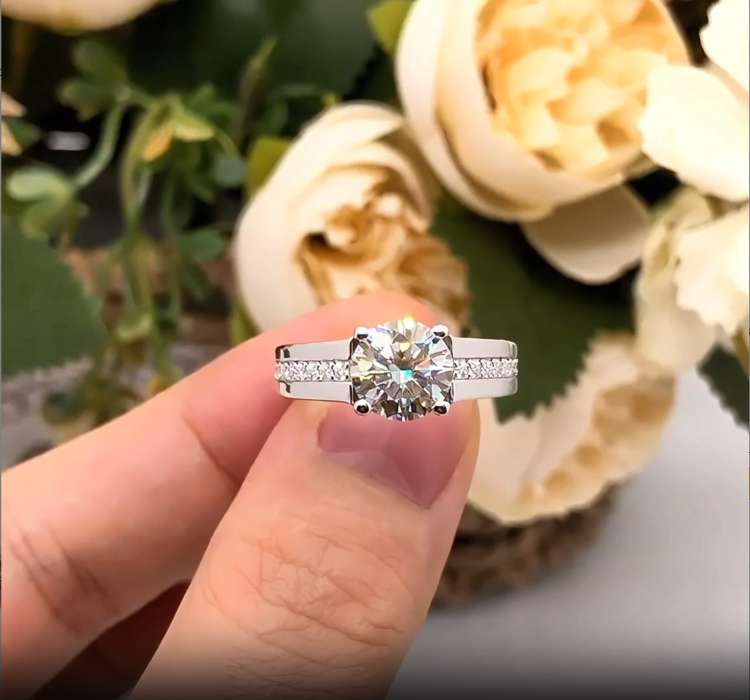 Charlotte Half Bezel Moissanite Engagement Ring 2.0 ct-VOOGME