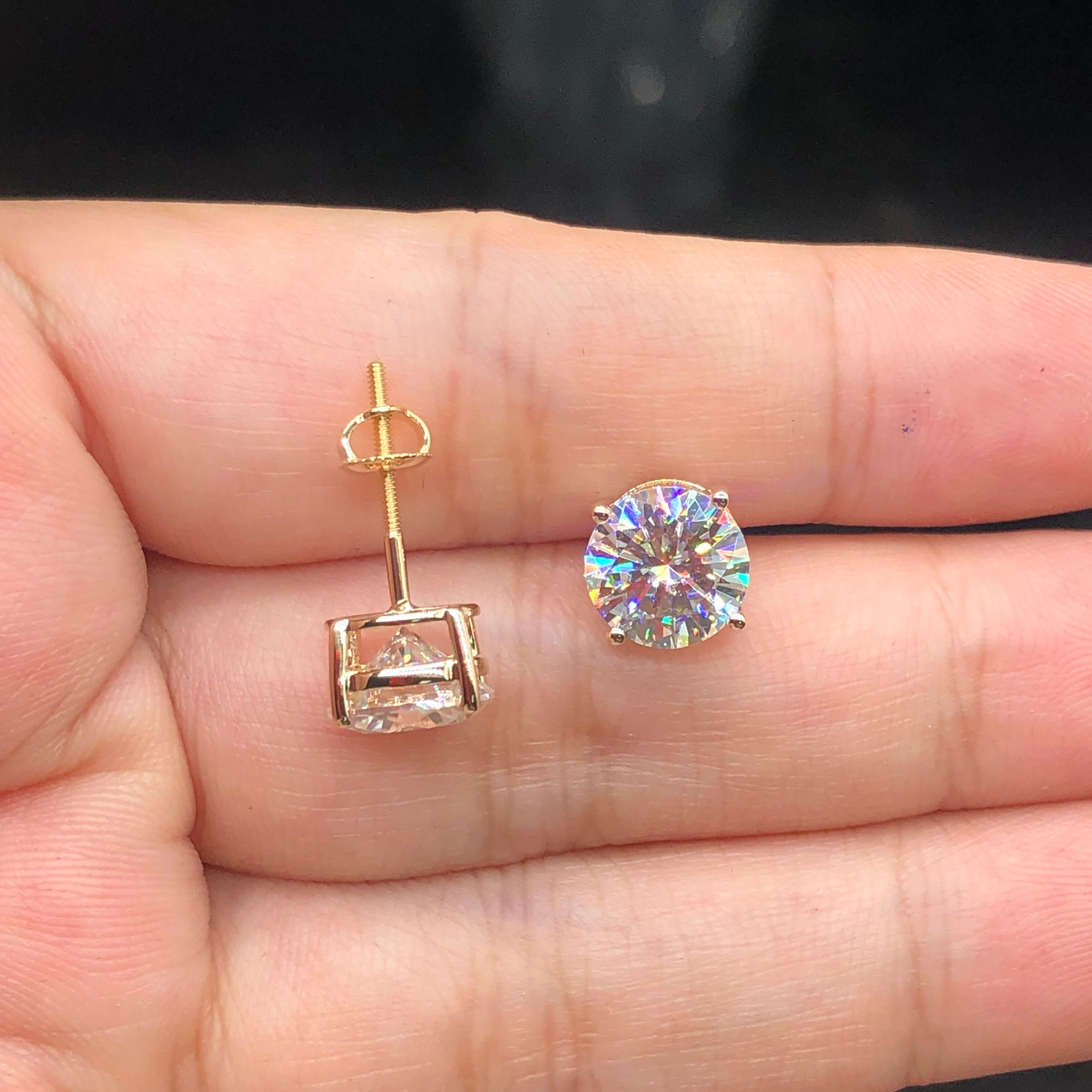 Four-Prong Screw Back Moissanite Earrings-VOOGME