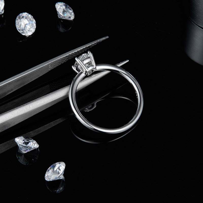 Solitaire Oval Shape Moissanite Engagement Ring-VOOGME