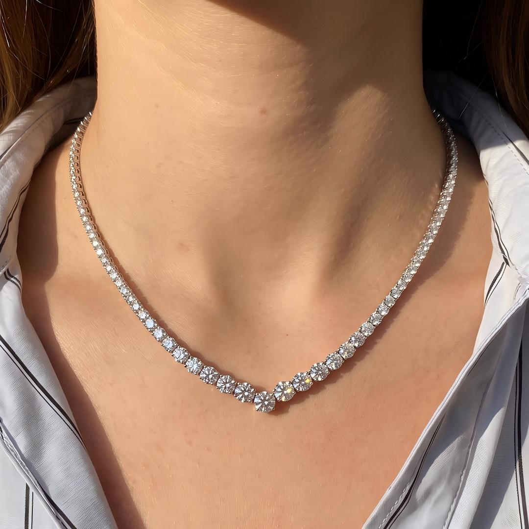 V Gradient Moissanite Tennis Necklace