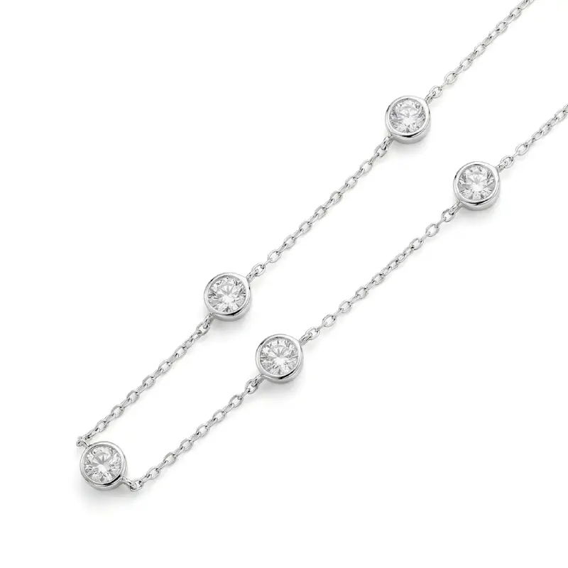 Cinq Bubbles Moissanite Necklace