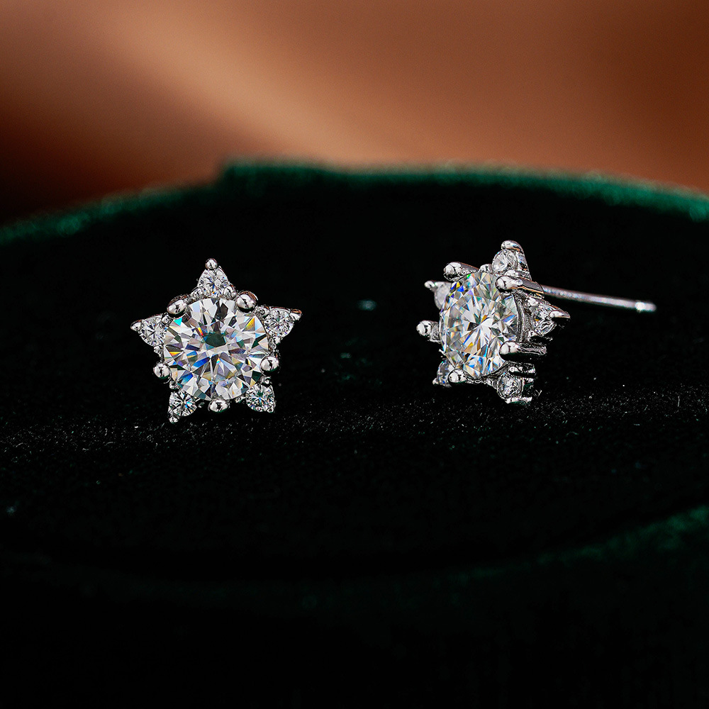 Intaglio Snowflake Moissanite Stud Earrings