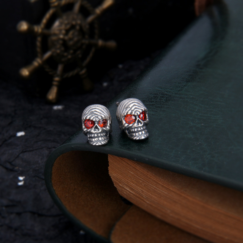 Vintage Skull Silver Stud Earrings