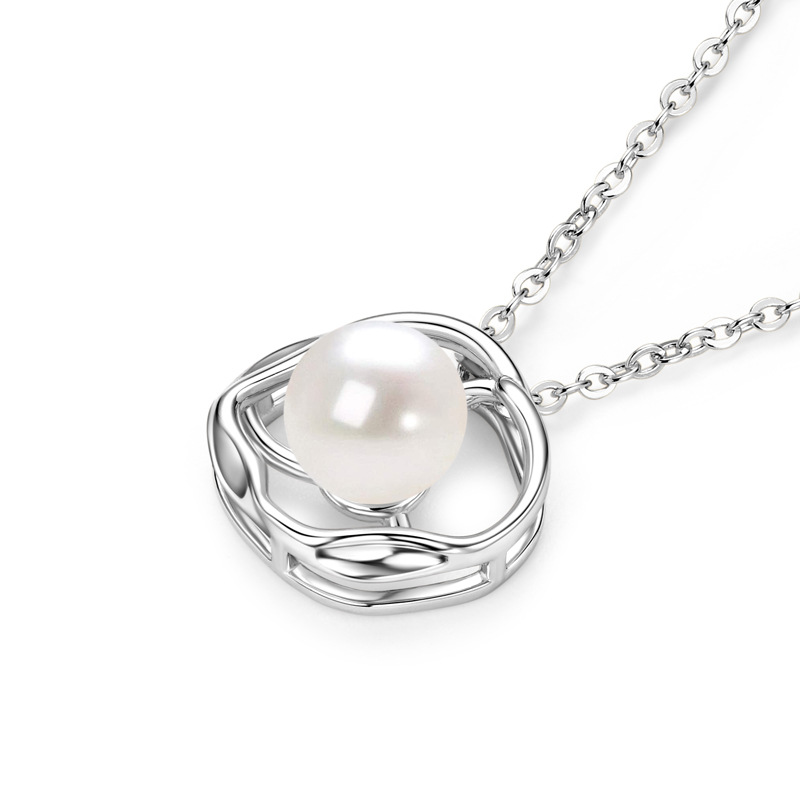 Blossom Freshwater Pearl Necklace-VOOGME