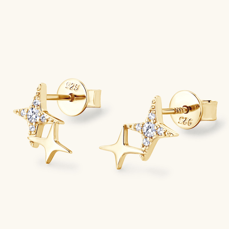 Quinn Star Moissanite Stud Earrings-VOOGME
