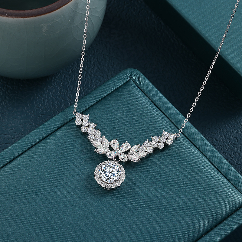 Leaf Cluster Halo Moissanite Necklace