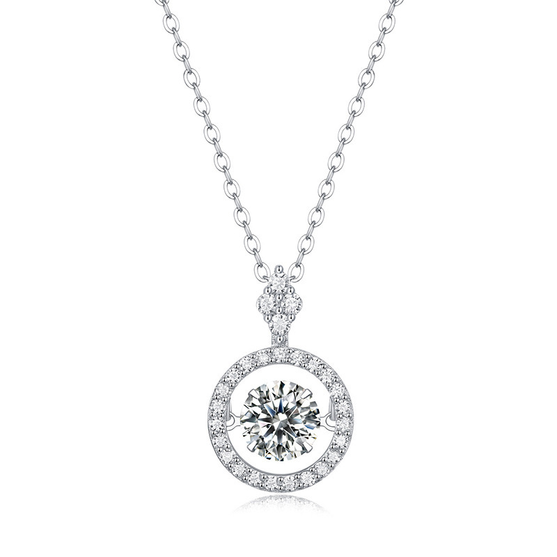 Light-Chasing Pulsating Heart Moissanite Necklace