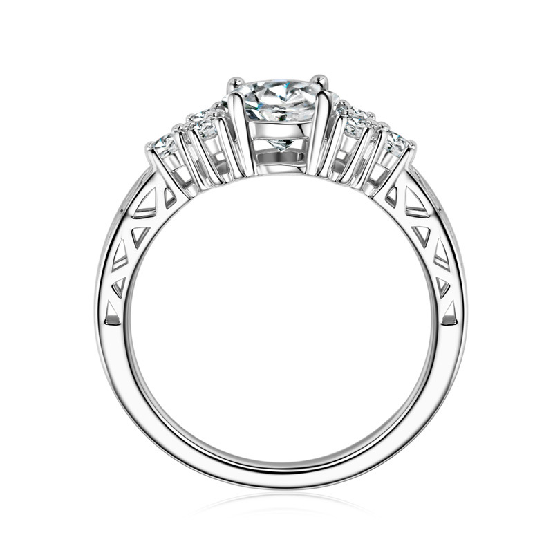 Adele Moissanite Engagement Ring-VOOGME