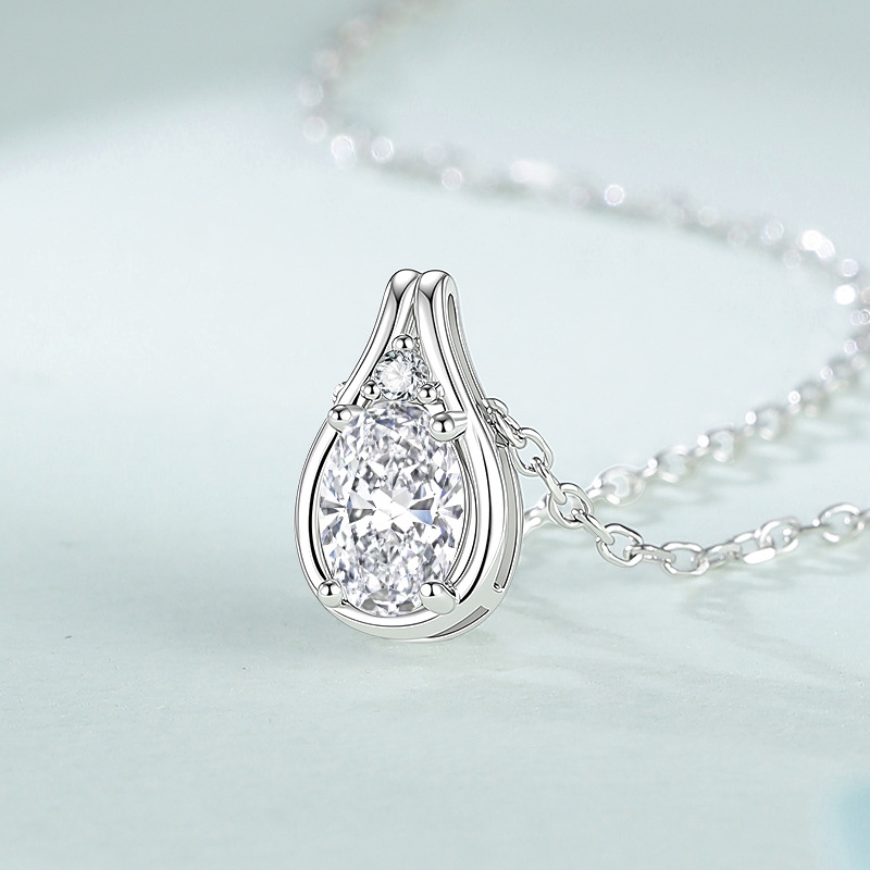 Morning Dew Oval Moissanite Necklace