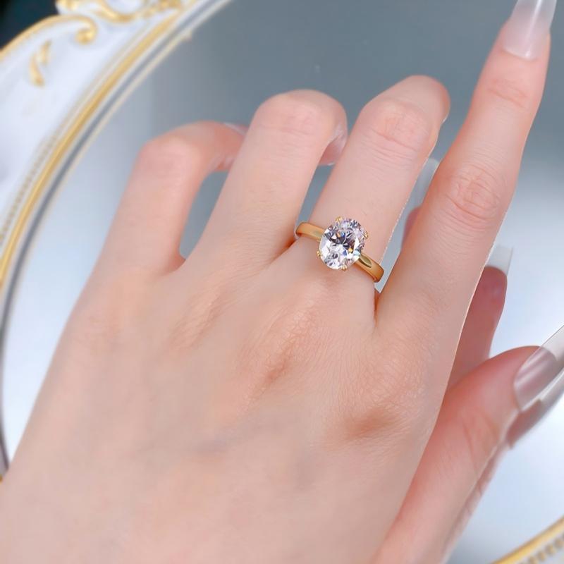 4CT Eight-Prong Moissanite Ring