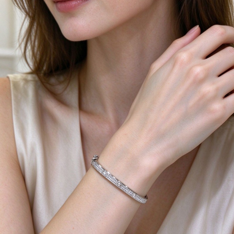 Full Star Moissanite Bangle