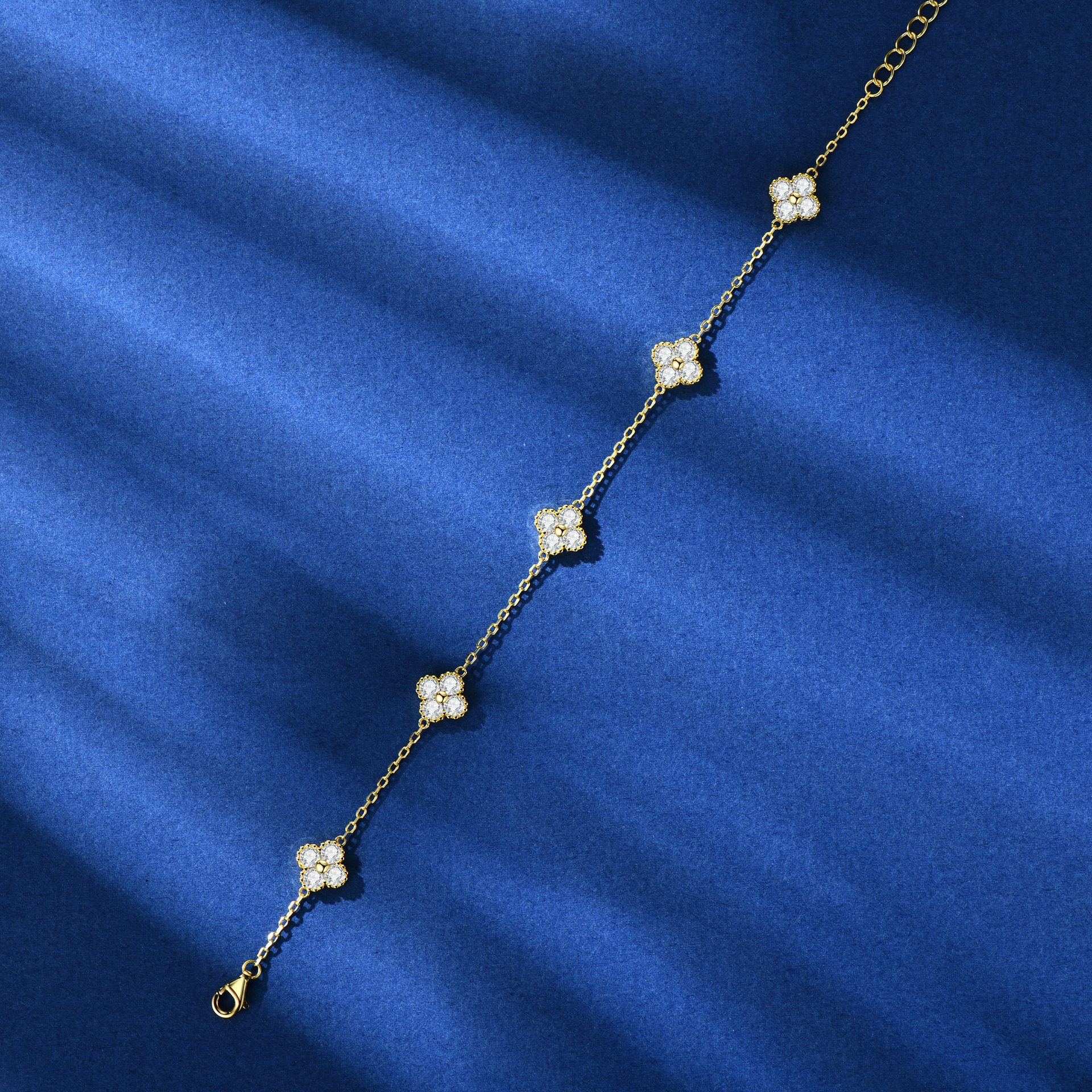 Five Flowers Clover Moissanite Earrings