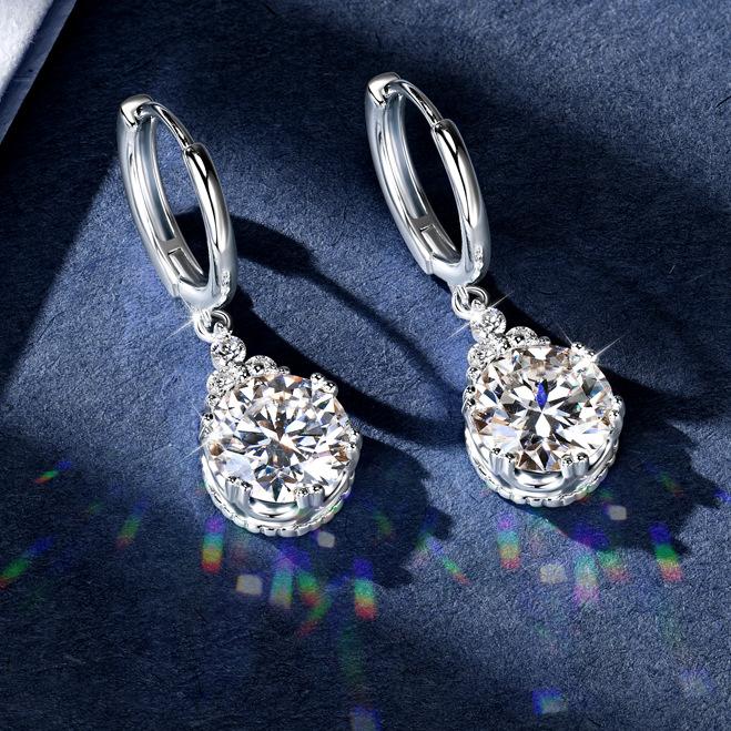 Crown Moissanite Hoop Earrings