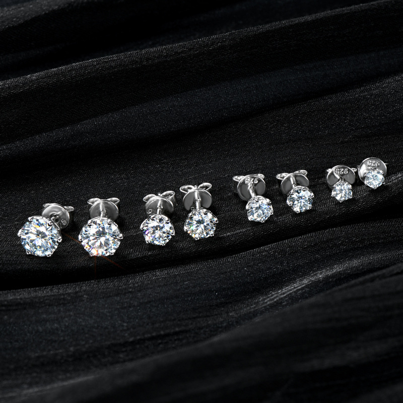 Flower Crown Moissanite Stud Earrings