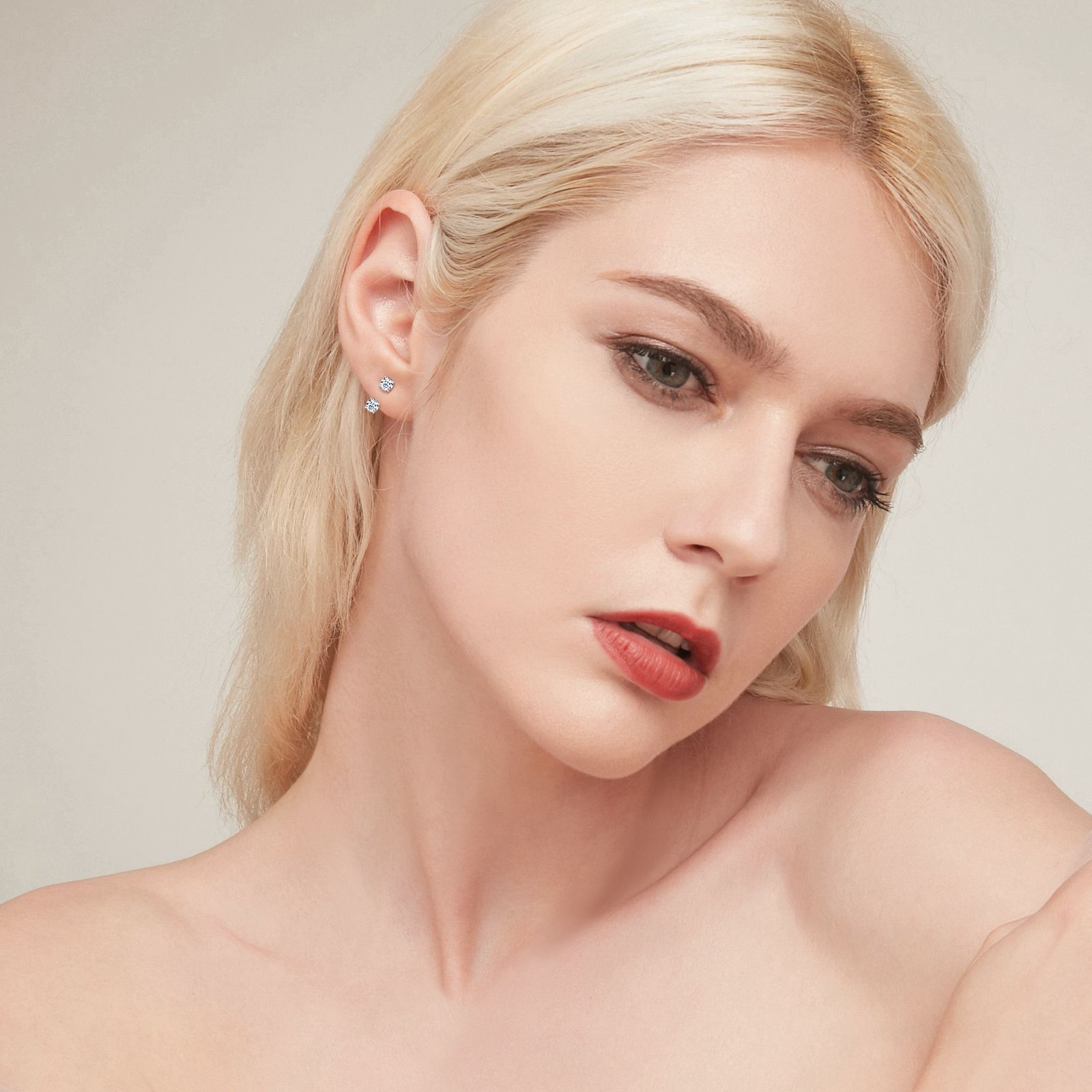 Double Round Moissanite Stud Earrings-VOOGME