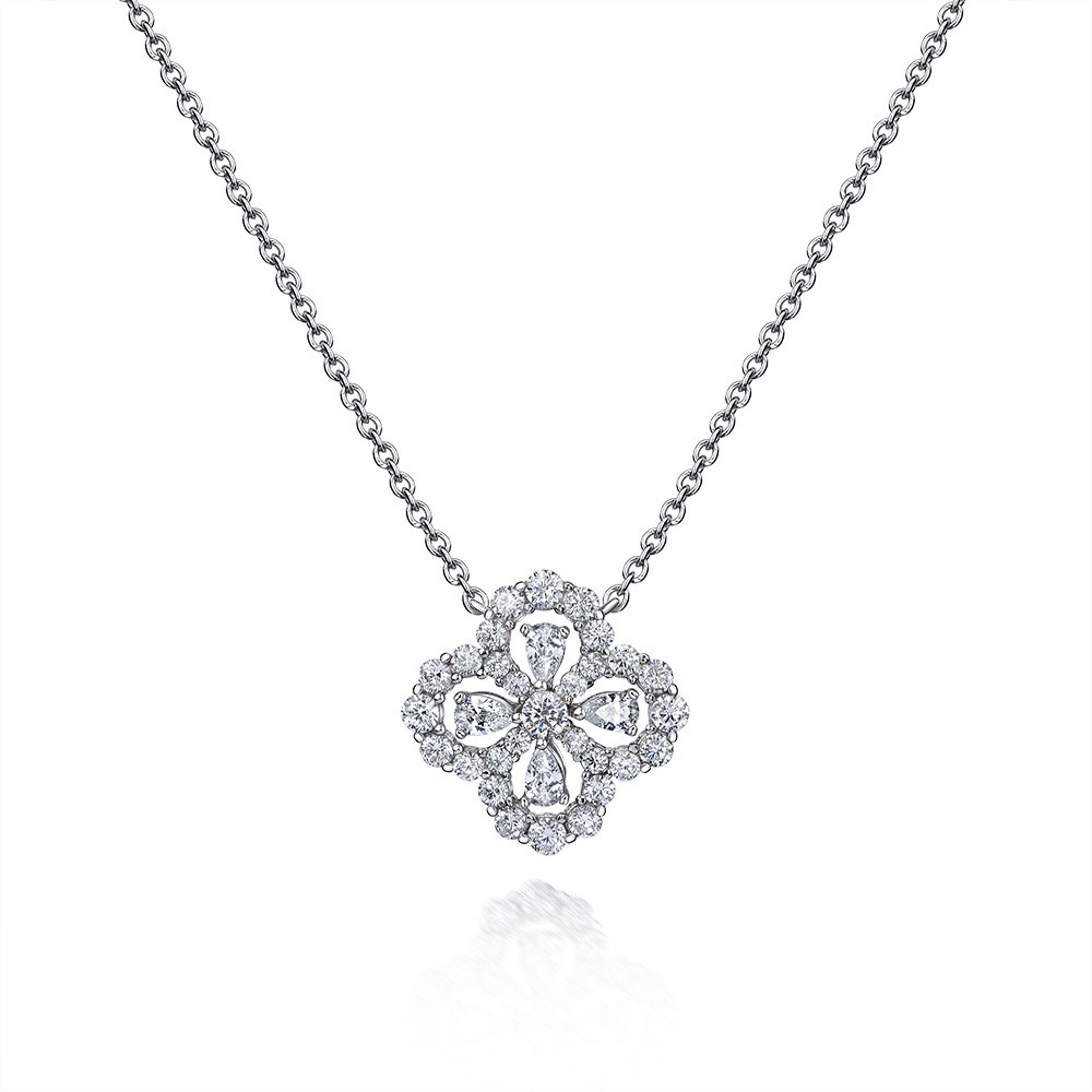 Halo Clover Moissanite Necklace