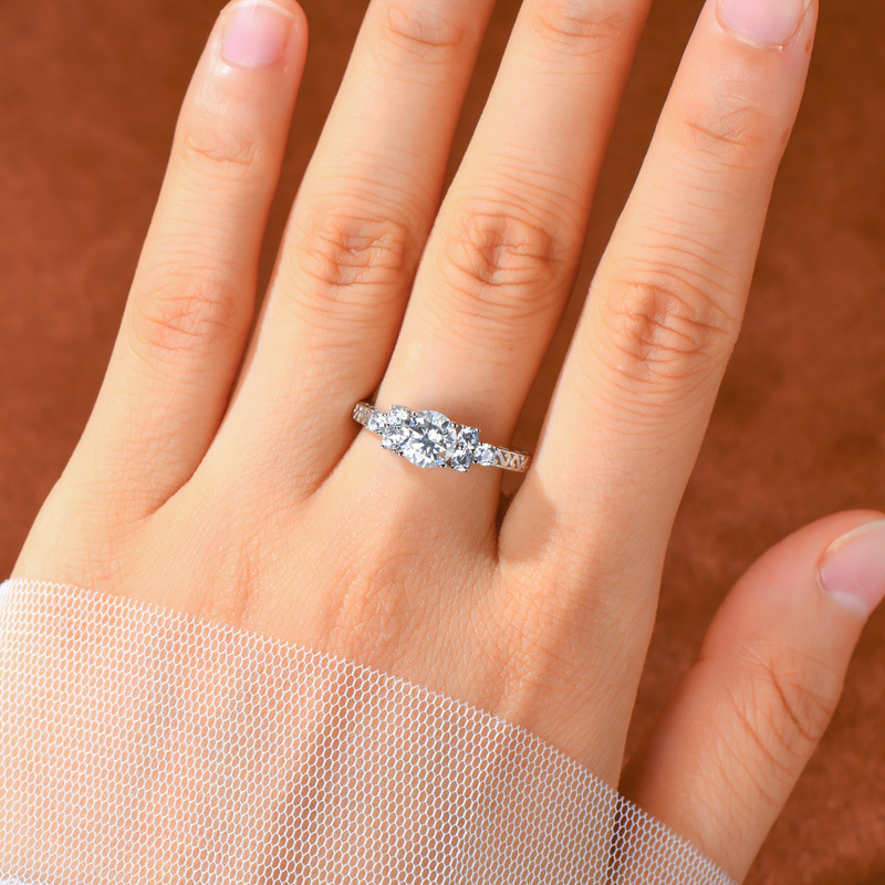 Adele Moissanite Engagement Ring-VOOGME