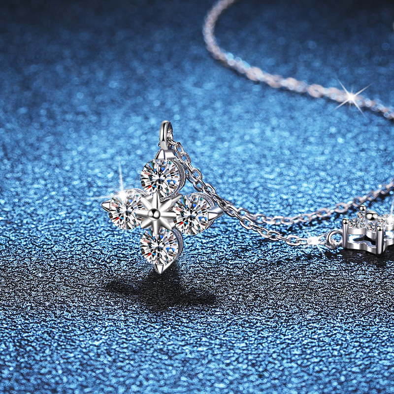 Premium Clover Moissanite Necklace