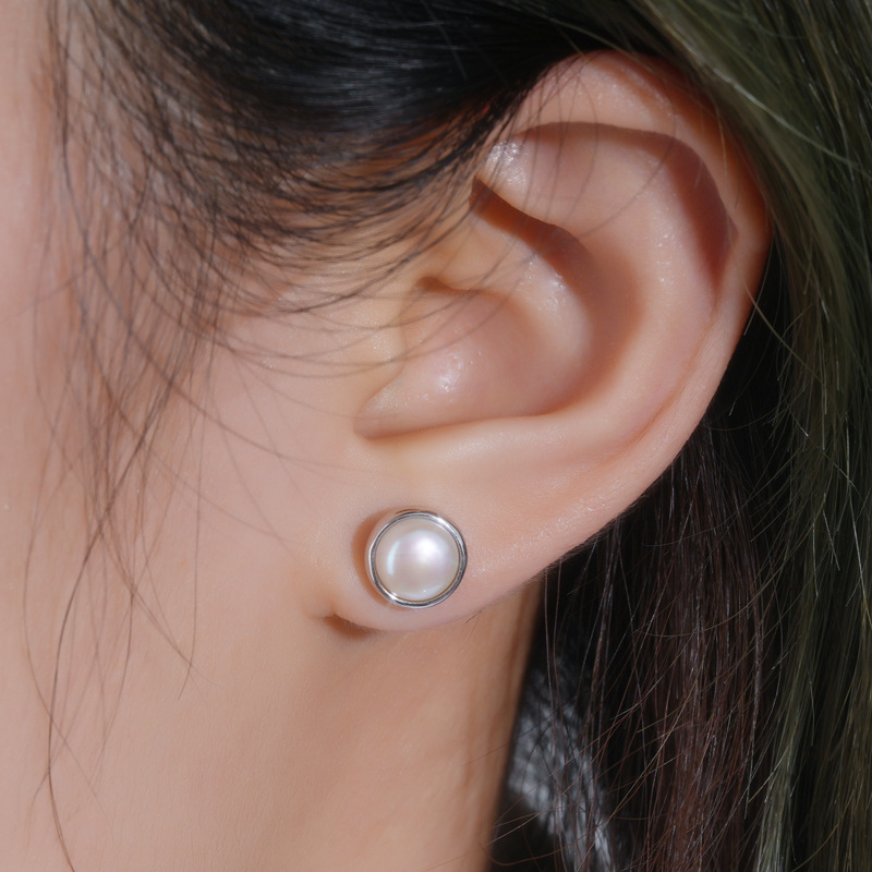 Bezel Freshwater Pearl Stud Earrings-VOOGME