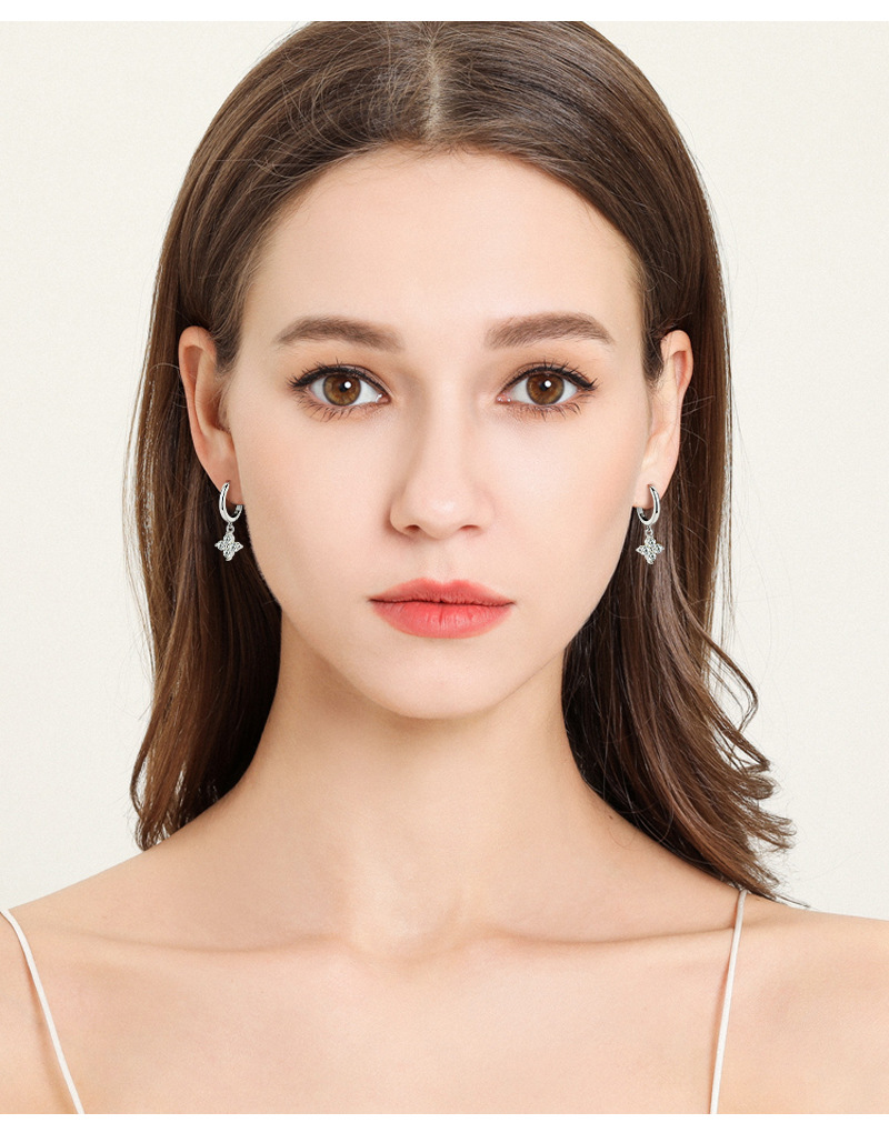 Classic Clover Moissanite Hoop Earrings