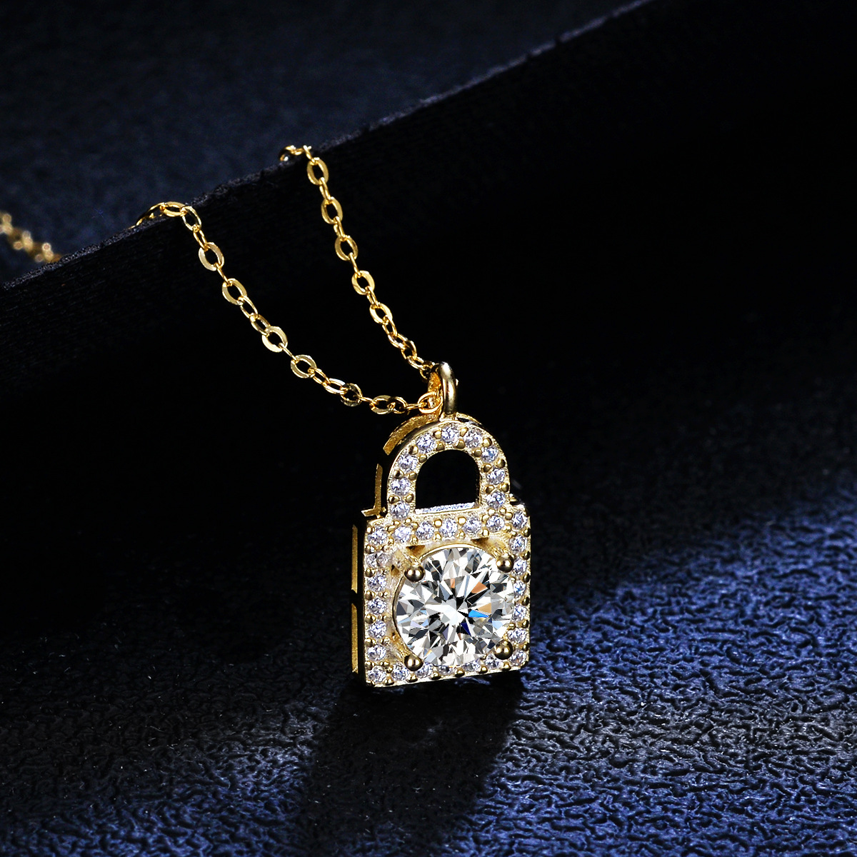 Lockit Full Pave Moissanite Necklace