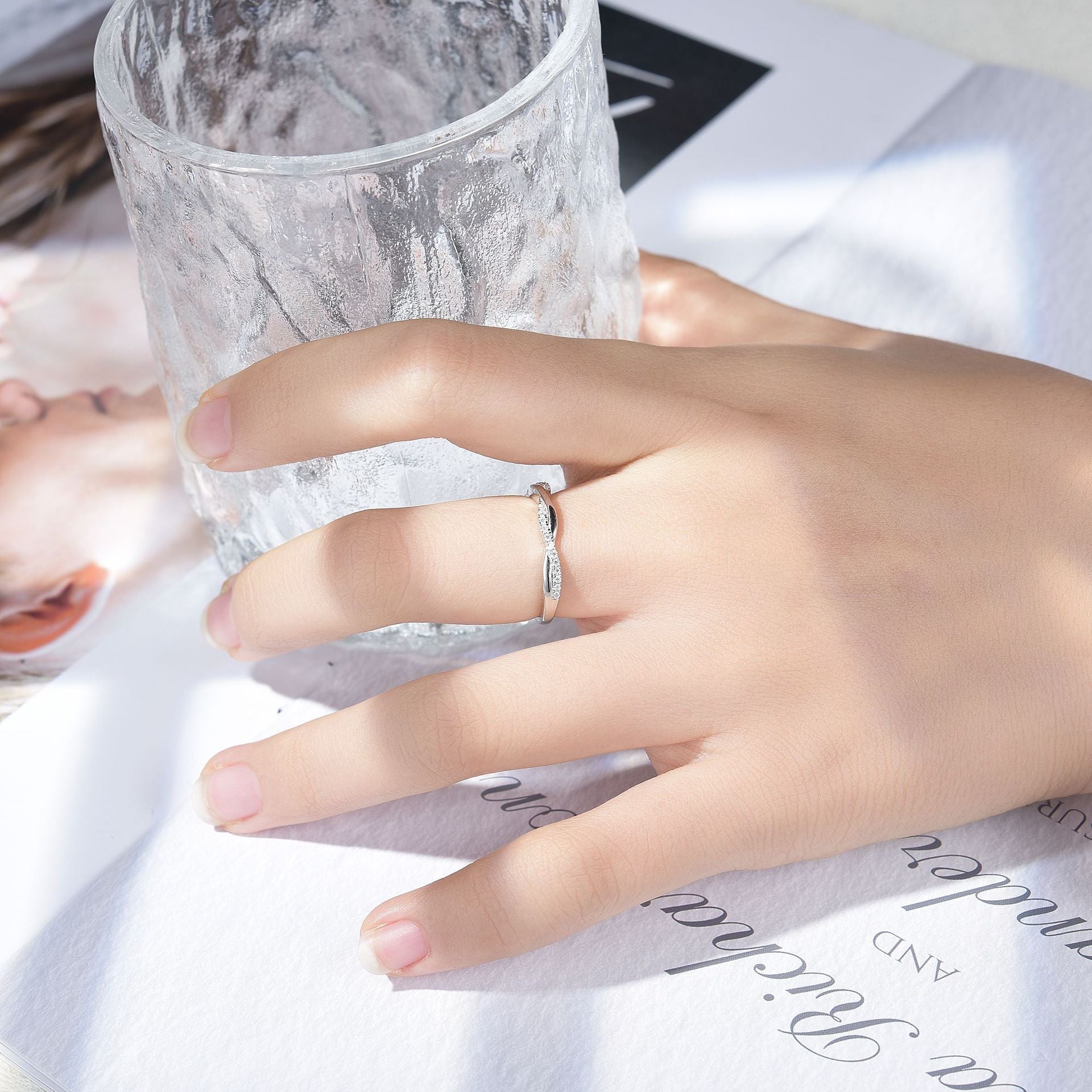Infinity Twist Moissanite Wedding Band-VOOGME
