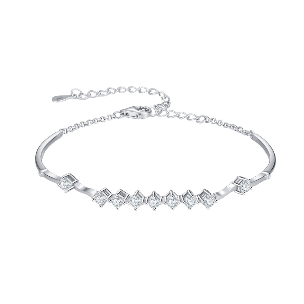 Mila Moissanite Bracelet