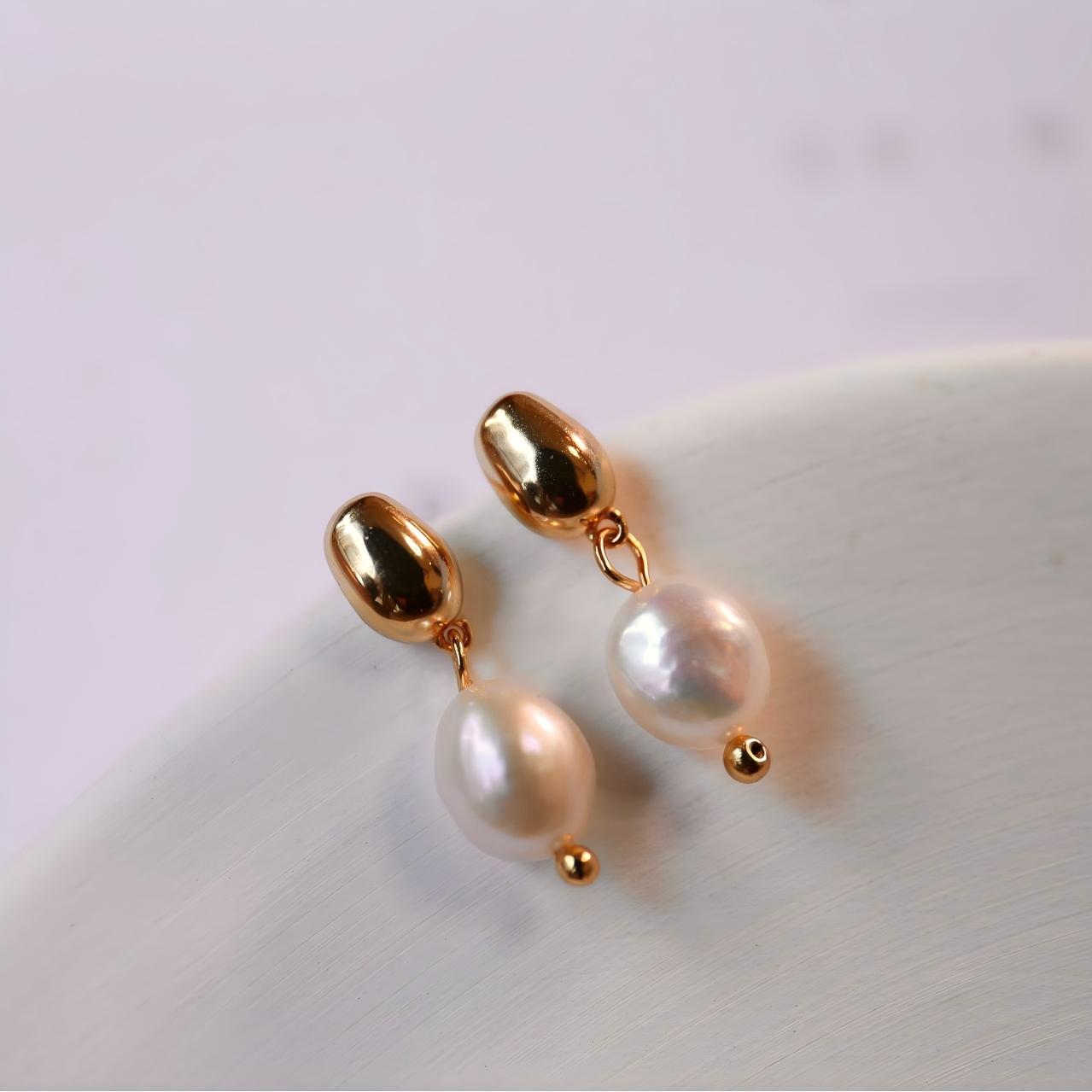 Vala Baroque Pearl Drop Earrings