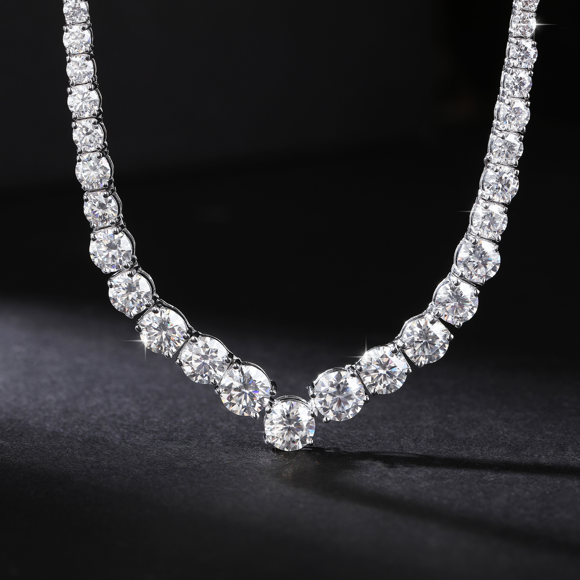V Gradient Moissanite Tennis Necklace