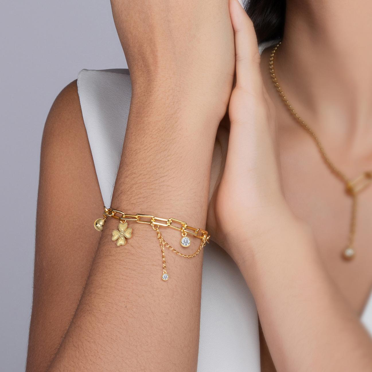 Paperclip Dangling Moissanite Bracelet