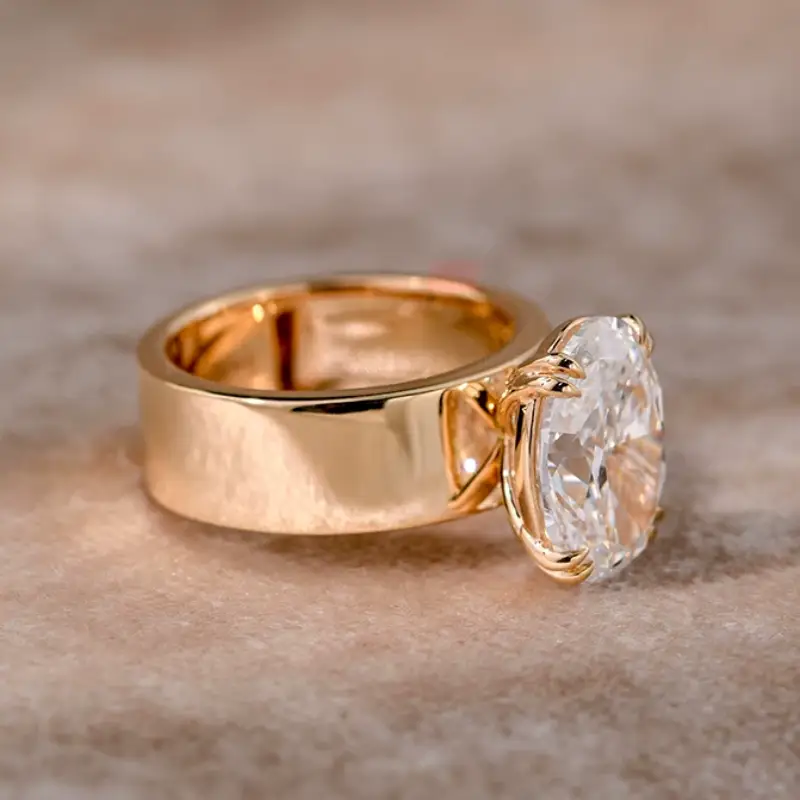 4CT Eight-Prong Moissanite Ring