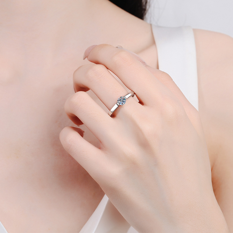 Shea Moissanite Engagement Ring-VOOGME