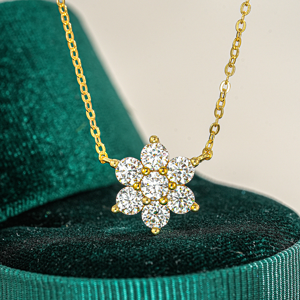 Classic Sunflower Moissanite Necklace