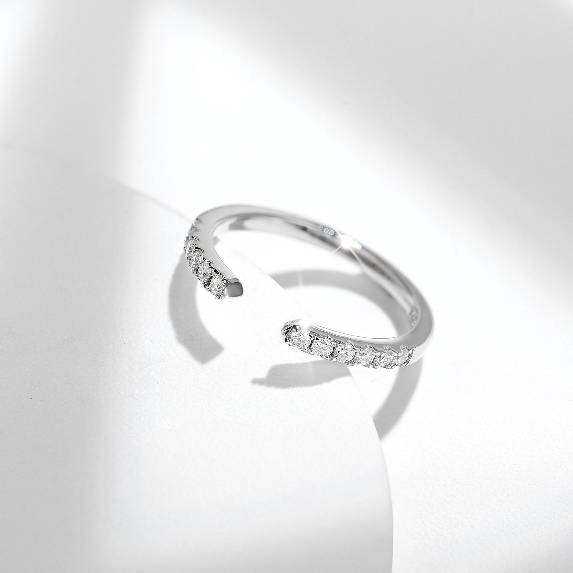 Lana Stacked Moissanite Wedding Band-VOOGME