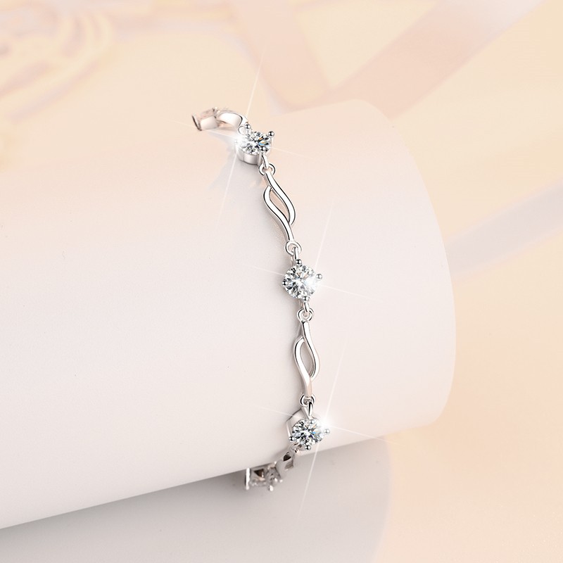 Crystal Love Moissanite Bracelet