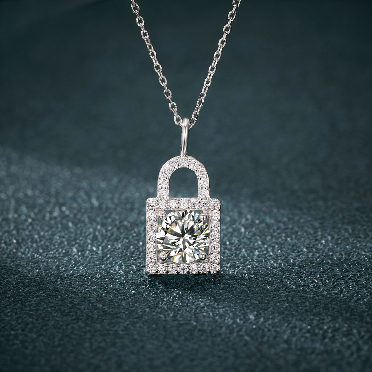 Lockit Full Pave Moissanite Necklace