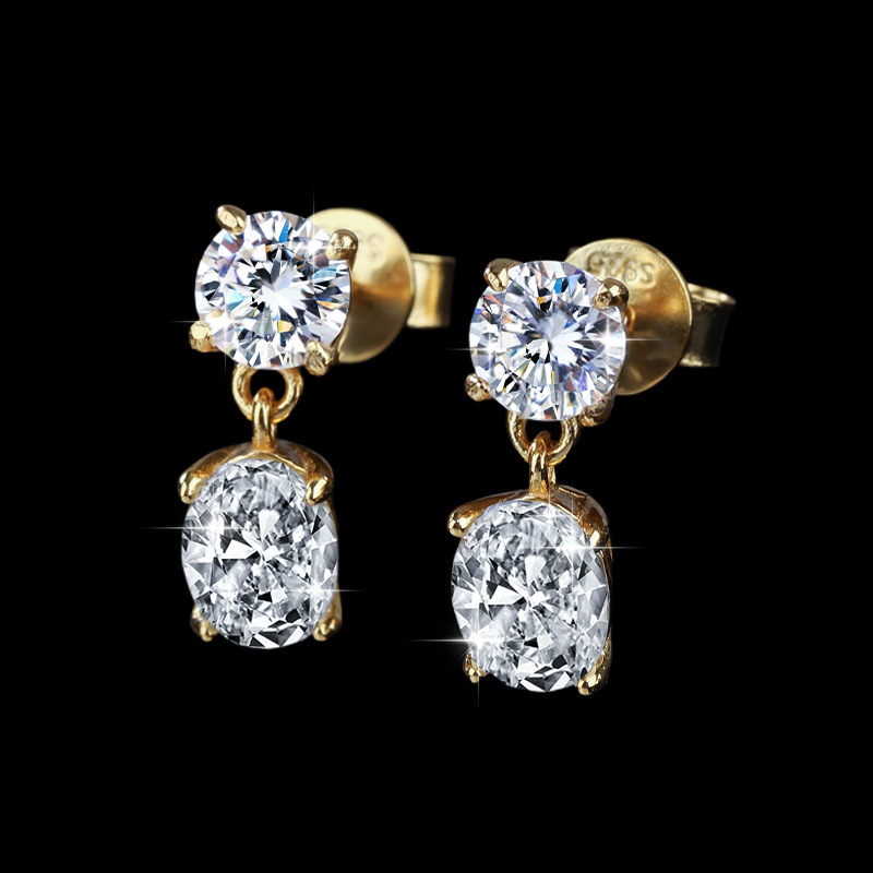 Double Stone Oval Moissanite Set