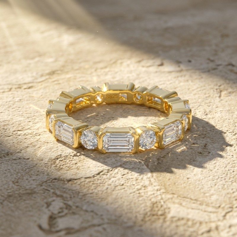 Emerald&Round Eternity Moissanite Ring