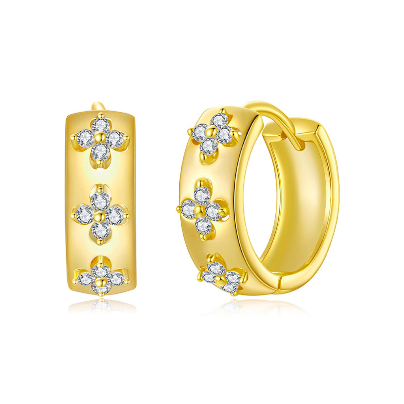 Aster Clover Wide Moissanite Hoop Earrings