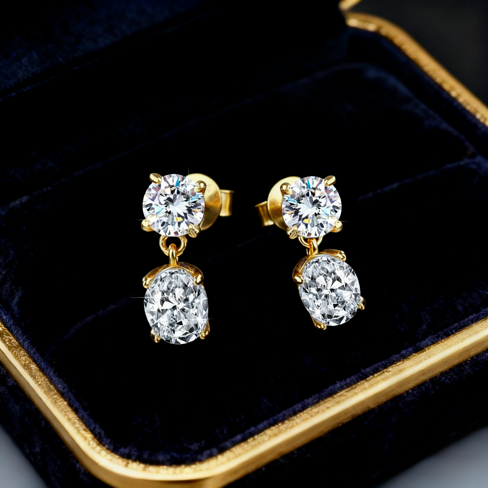 Double Stone Oval Moissanite Set