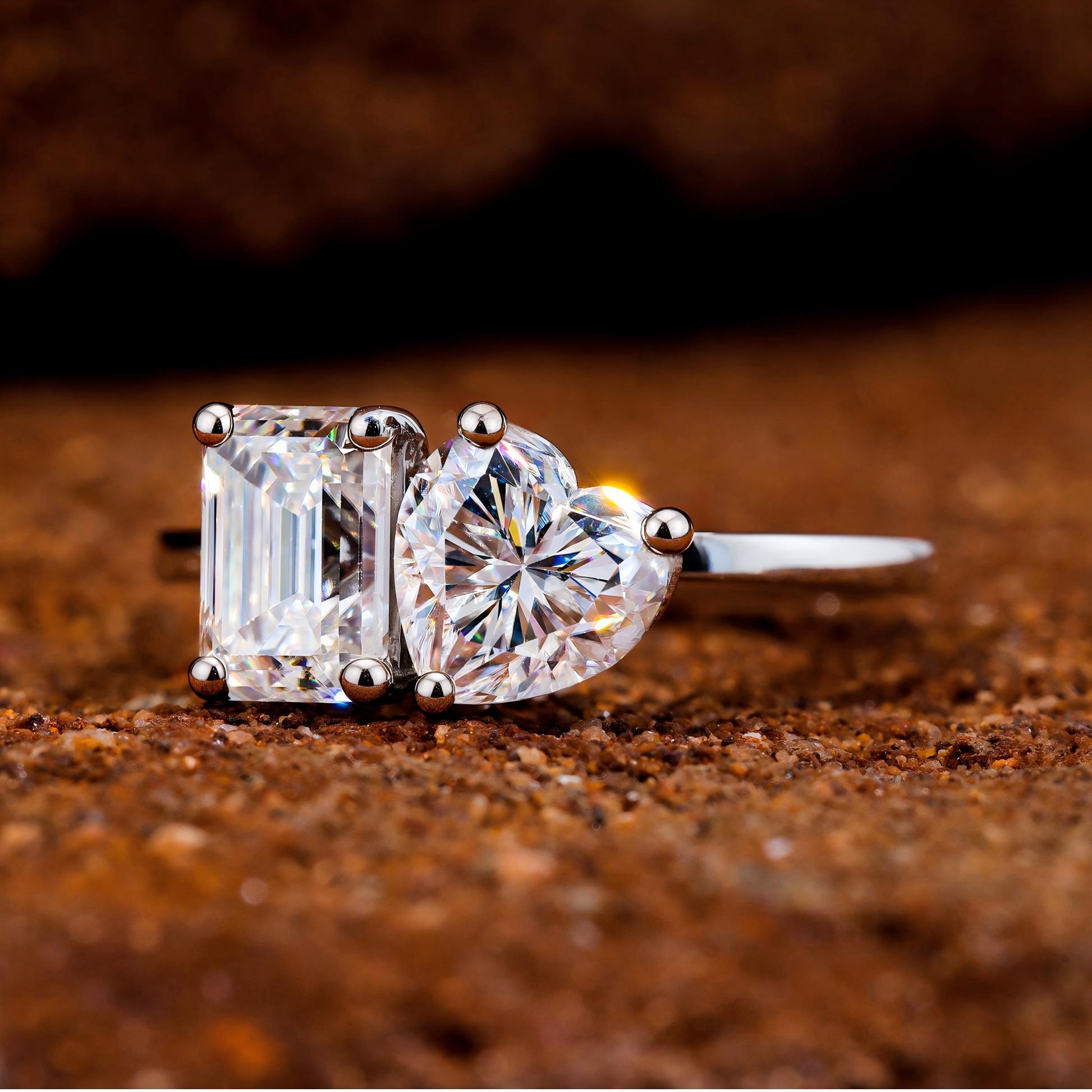 Toi Et Moi Emerald and Heart Moissanite Ring