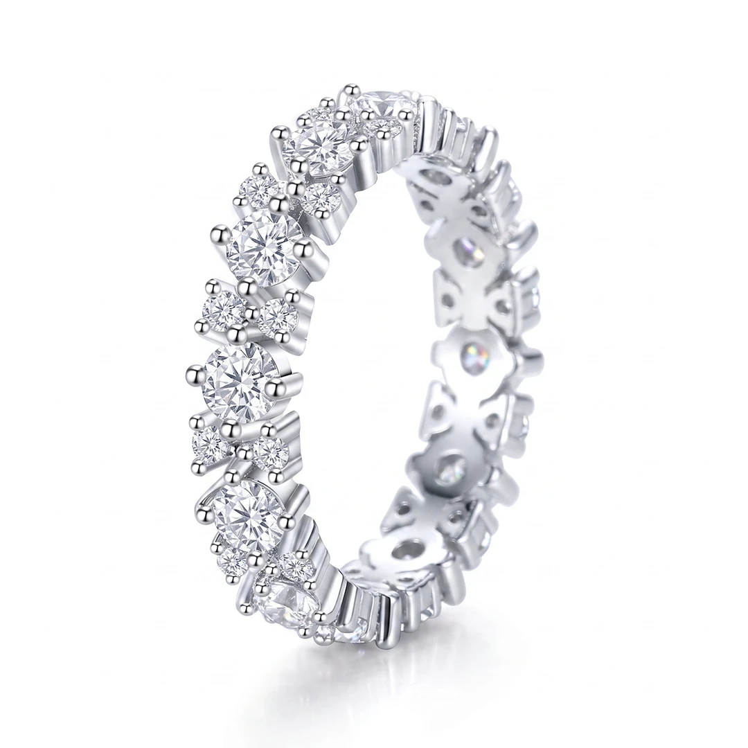 Petal Shining Moissanite Ring