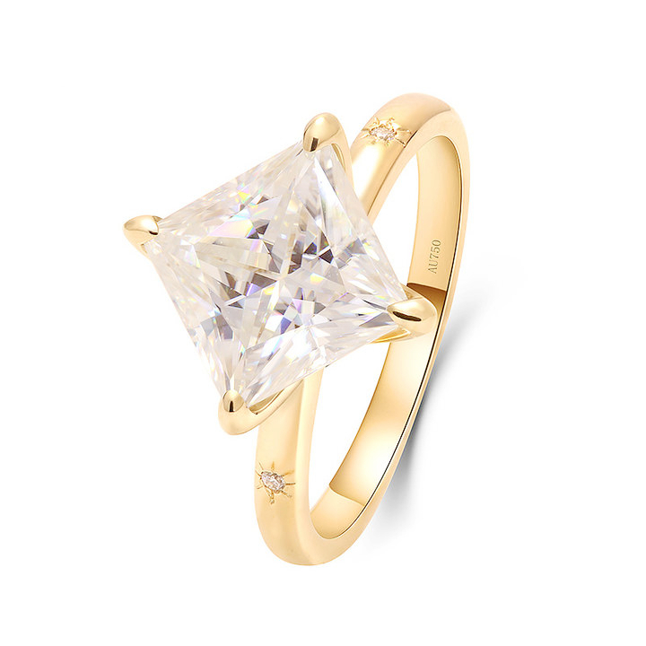Sora Princess Moissanite Engagement Ring