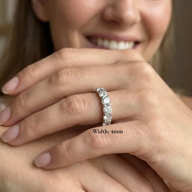 Gemma Embrace Moissanite Wedding Band