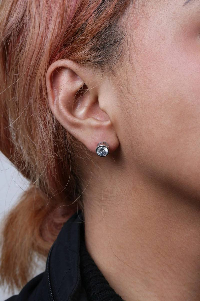 Special Bezel Setting Moissanite Stud Earrings