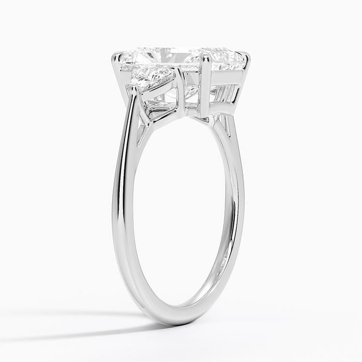 Apphiay Three Stones Moissanite Engagement Ring-VOOGME