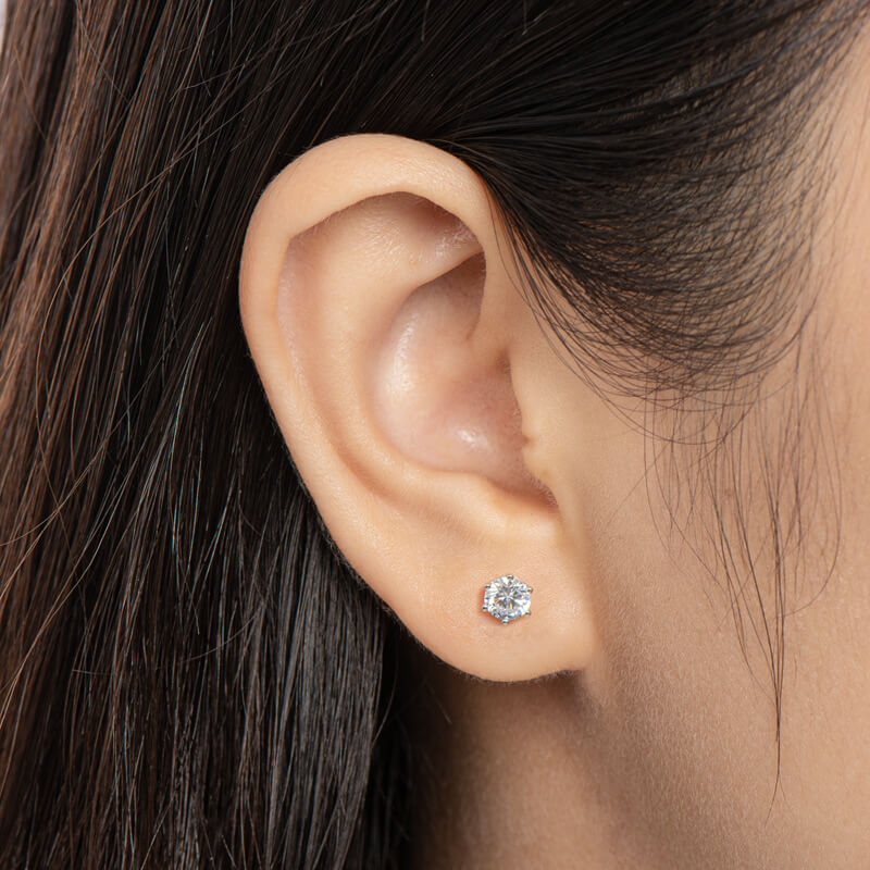 Basket Setting Six-Prong Moissanite Stud Earrings-VOOGME